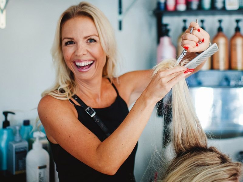 Hair by Linda in Los Naranjos Golf Club