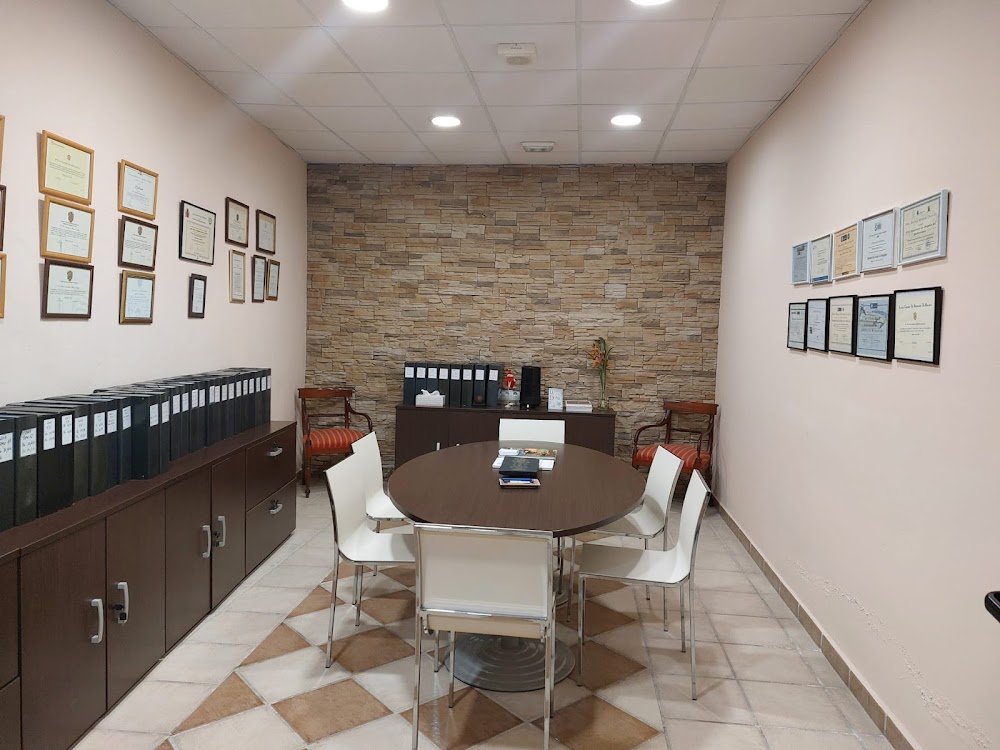 Just Law Solicitors. Advokater. Abogados